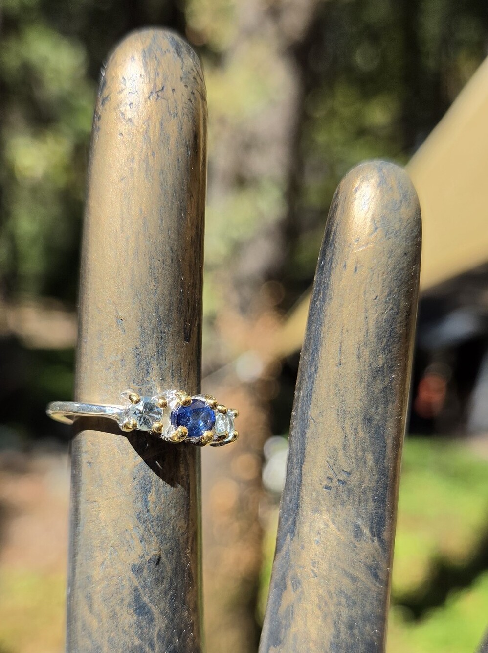 Blue Sapphire & BlueTopaz Three-Stone Ring Stetling & Gold Sz6 - Picture 4 of 7